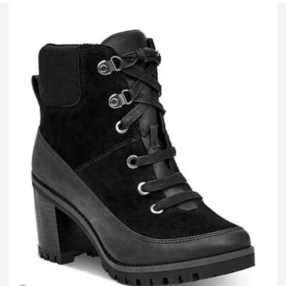 UGG Shoes - Ugg Redwood Lace Up Chunky Heel Boots